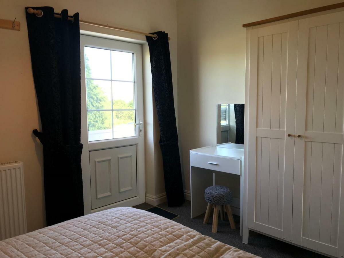 Ferienwohnung Moorhouse Farm Flat Telford Exterior foto
