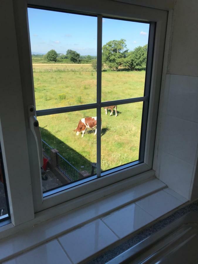 Ferienwohnung Moorhouse Farm Flat Telford Exterior foto